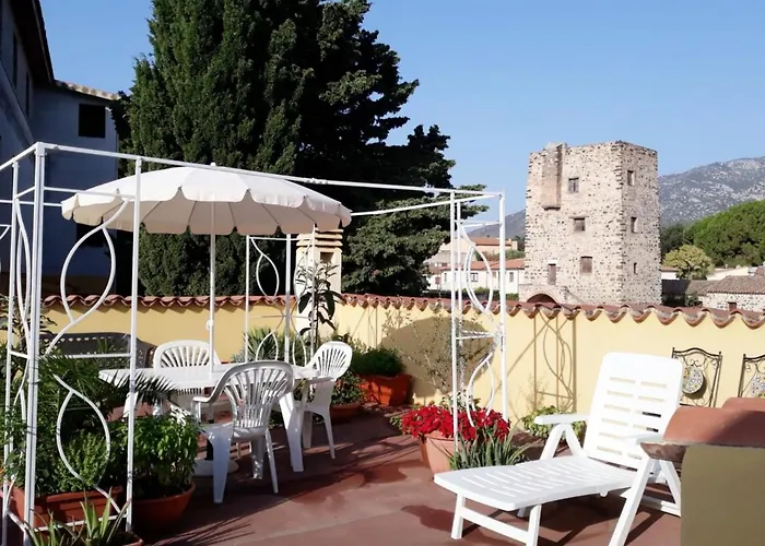 Casa Lupino